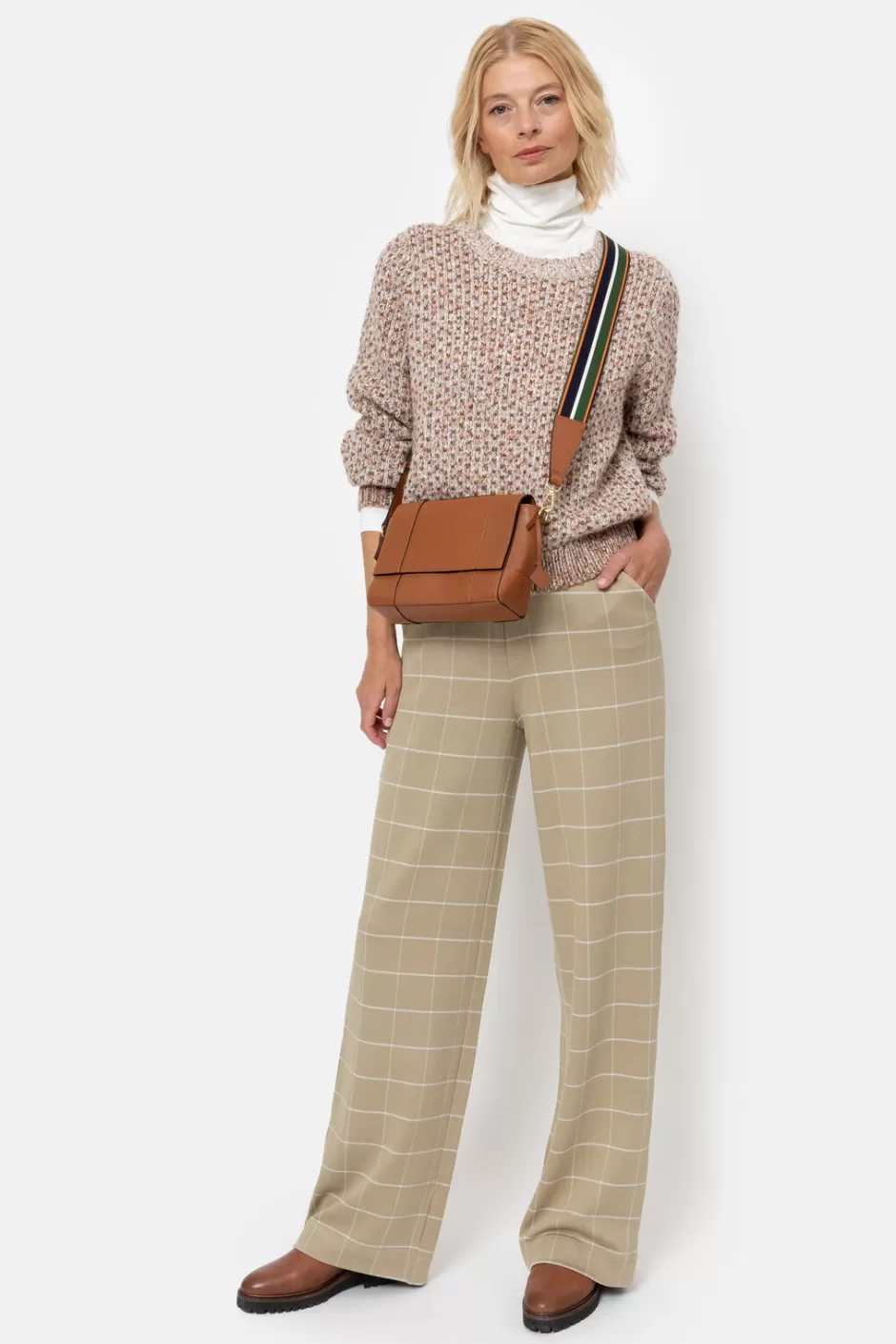 Fashion Dark Beige Loose Fit Trousers With Ecru Checks Women Pants & Jeans