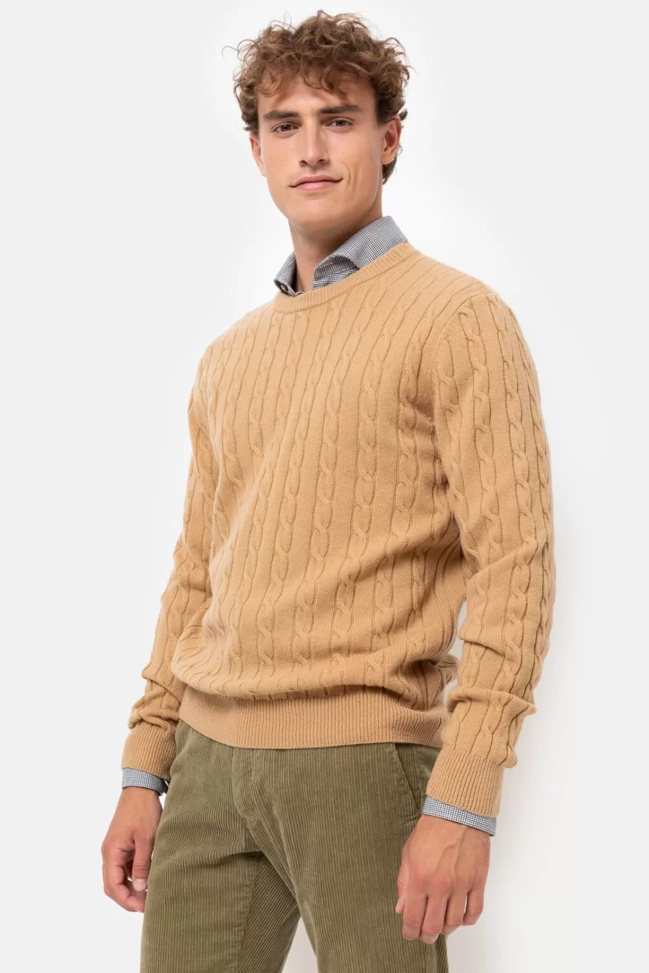 New Light Cable Knit Jumper, Round Neck And Long Sleeves Men Sweaters & Cardigans