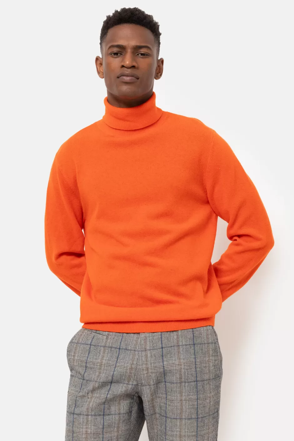 Flash Sale Orange Pullover With Turtleneck And Long Sleeves Men Sweaters & Cardigans