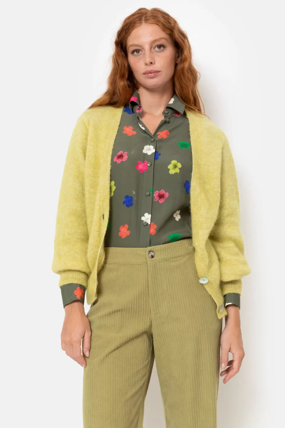 Best Short Green Cardigan With V-Neck And Buttons Women Pullovers & Cardigans